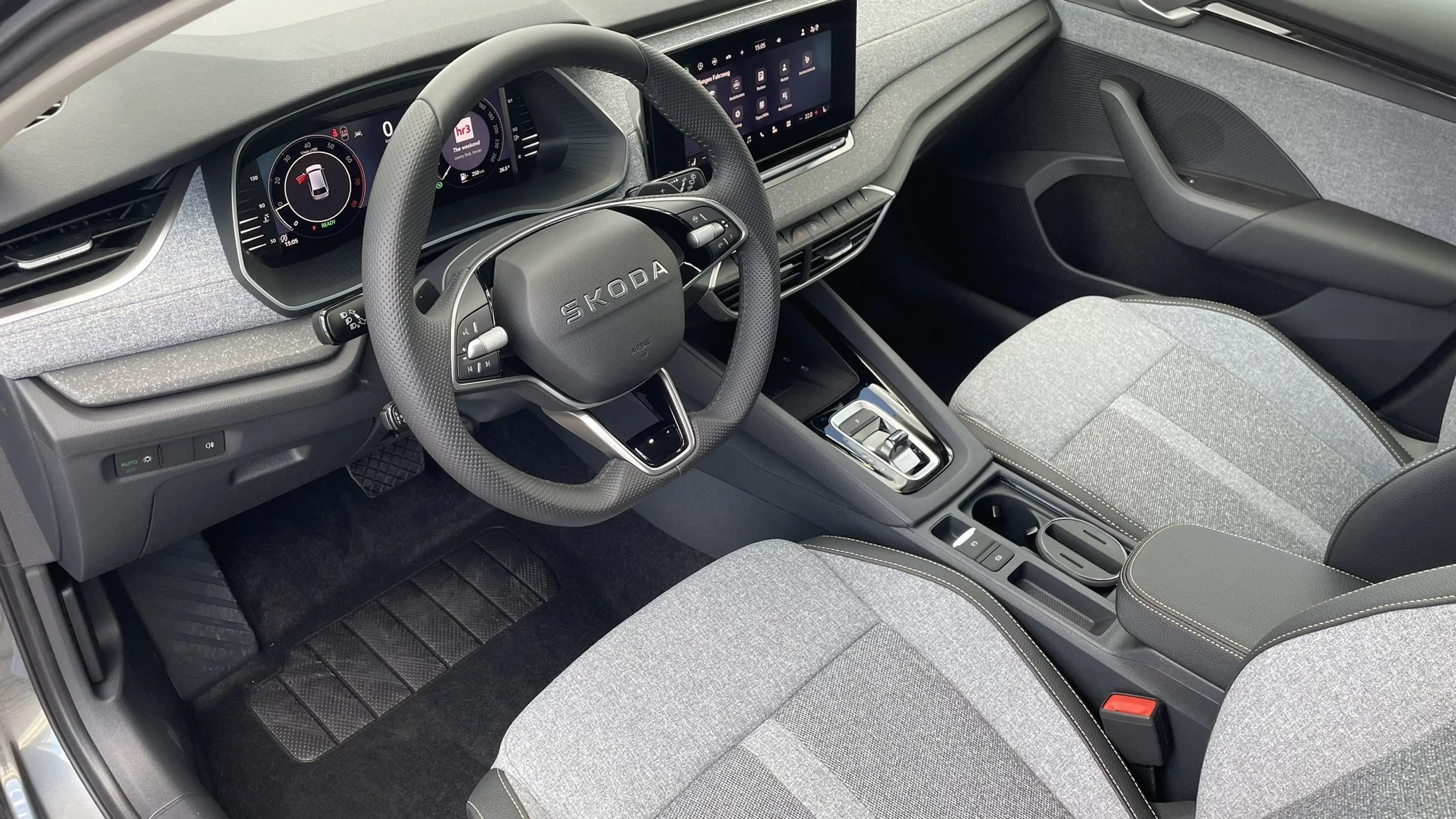 Skoda Octavia Combi 1.5 TSI DSG Edition Alu17" PDC RFK LED SHZG — photo 9