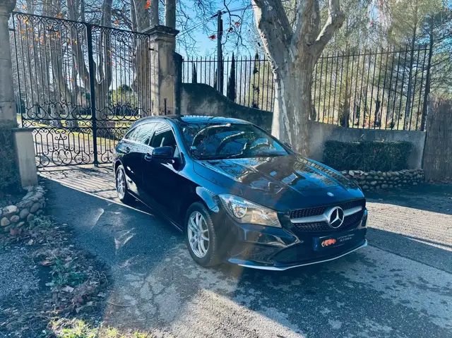 Mercedes-Benz CLA 180 CLA Shooting Brake 180 d Sensation