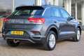 Volkswagen T-Roc 1.5 TSI 150pk DSG Style | Trekhaak | Navigatie | P Gris - thumbnail 2