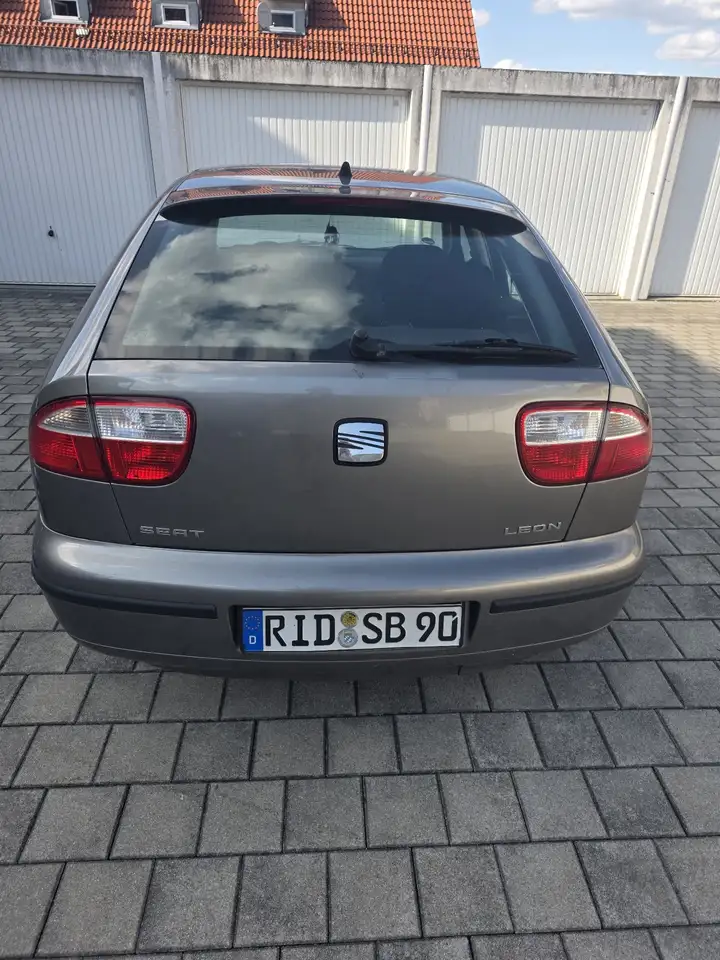 SEAT Leon 1.6 Signo, foto 9