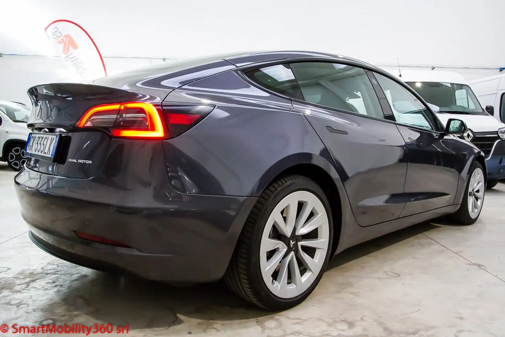 Tesla Model 3 Long Range Dual Motor awd Grigio - 2