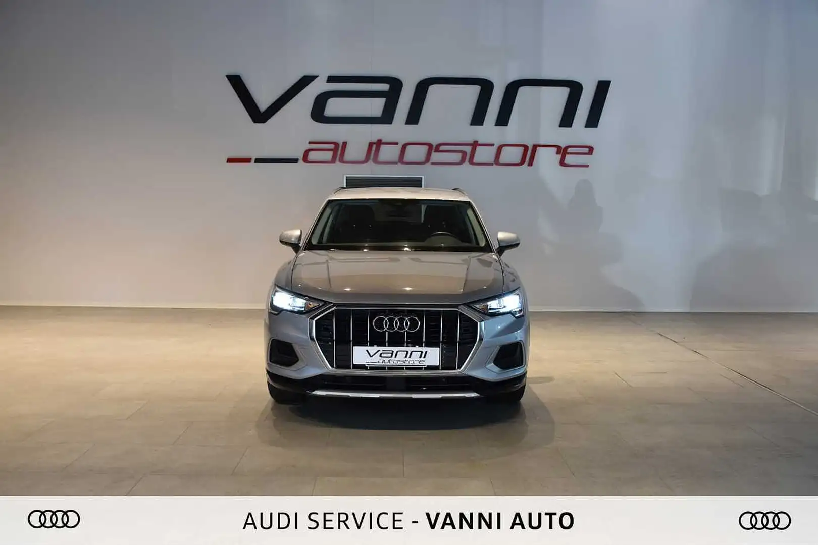 Audi Q3 35 TDI S Tronic Business Advanced Argento - 2