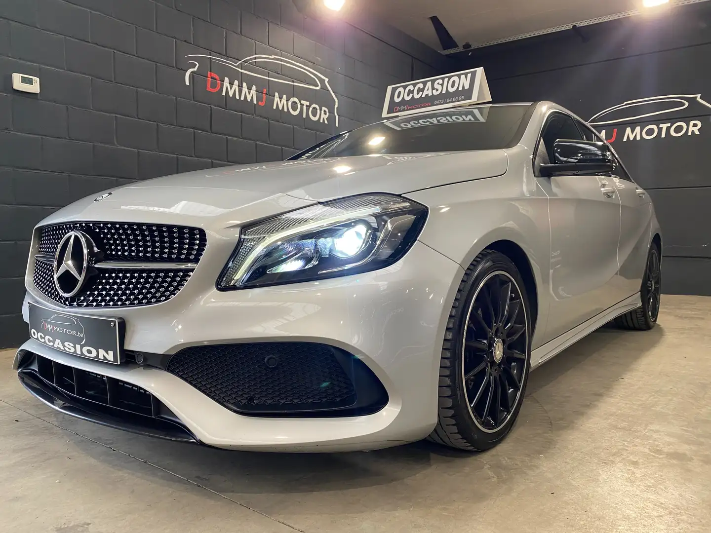 Mercedes-Benz A 160 PACK AMG Grau - 1