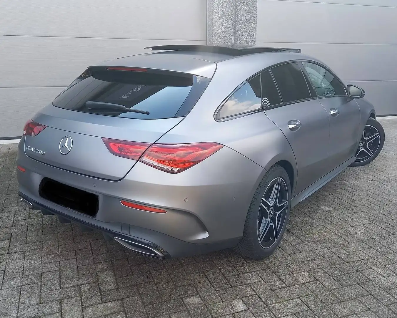 Mercedes-Benz CLA 220 SB AMG LINE 8G-DCT - 2