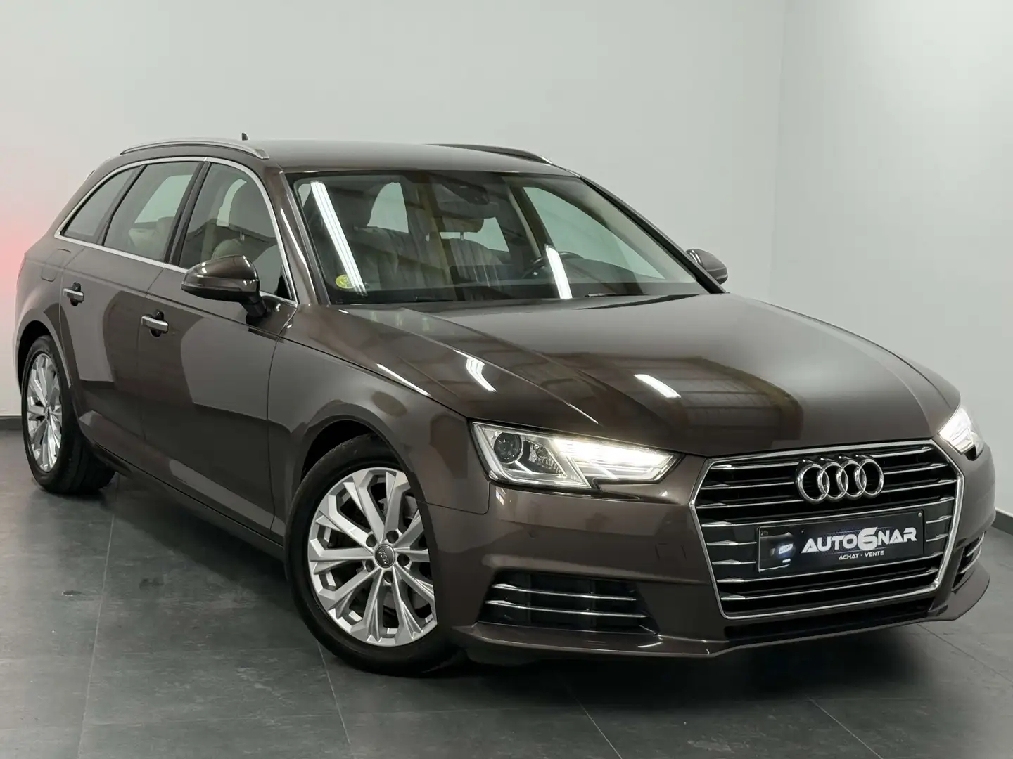 Audi A4 2.0 TDi Sport S tronic - Euro6 - Xeno - Navi Marrone - 1