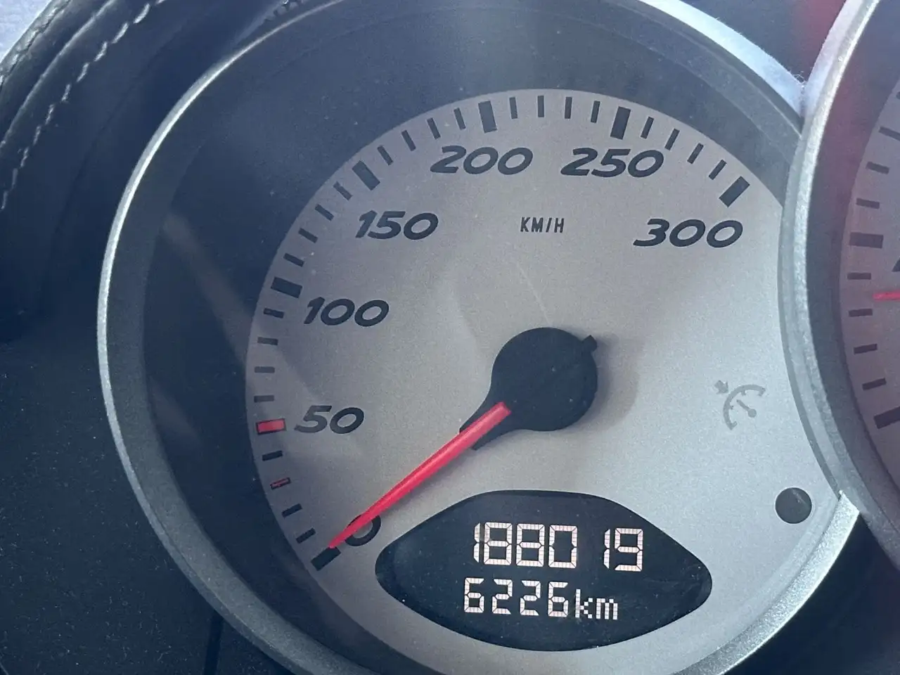 Porsche Cayman S 3.4 | 295 ch | BVM | GPS PCM | Bi-Xénon | Jantes BBS | Échappement sport | Combiné fileté Bilstein