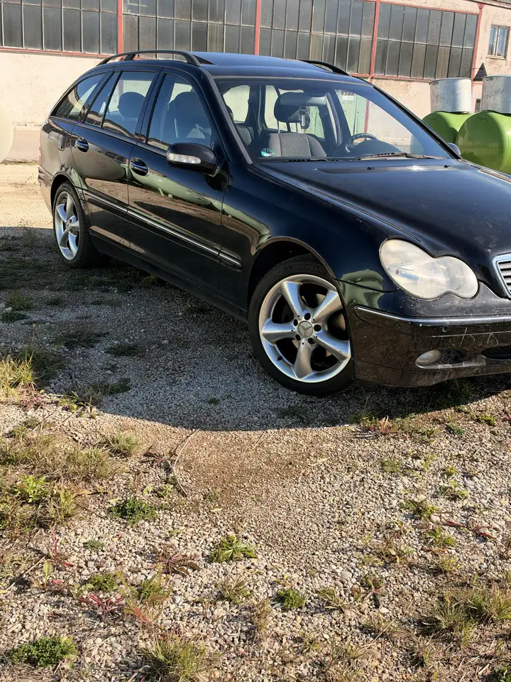 Mercedes-Benz C 200