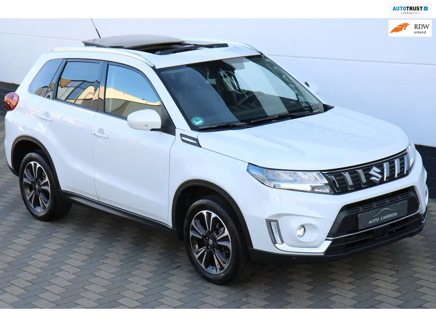 Suzuki Vitara 1.5 Hybrid Style Pano Camera Carplay LUXE !! Weiß - 1
