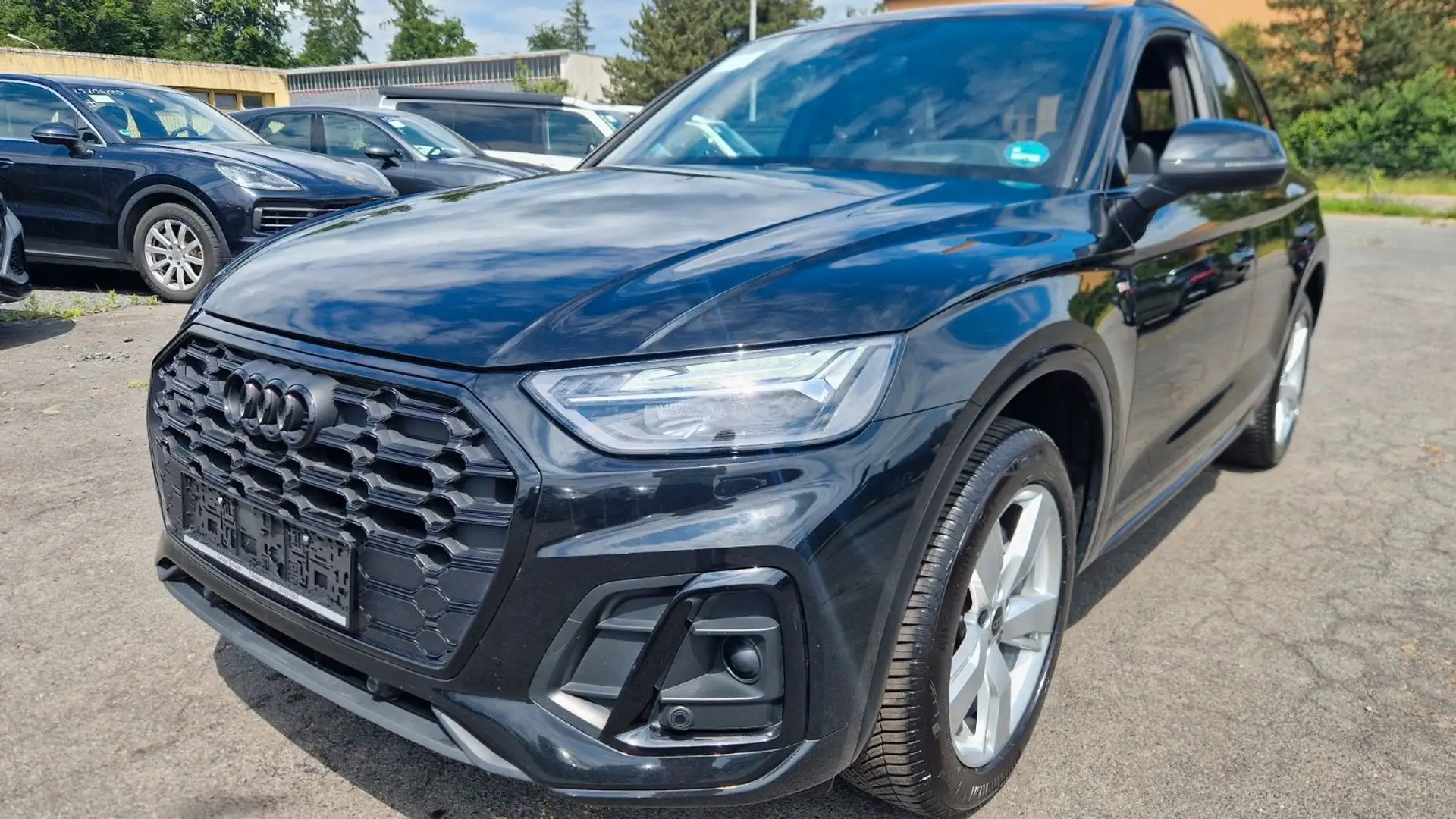 Audi Q5 40 TDI Quattro S line Pano Head Up RS Sitze Schwarz - 1