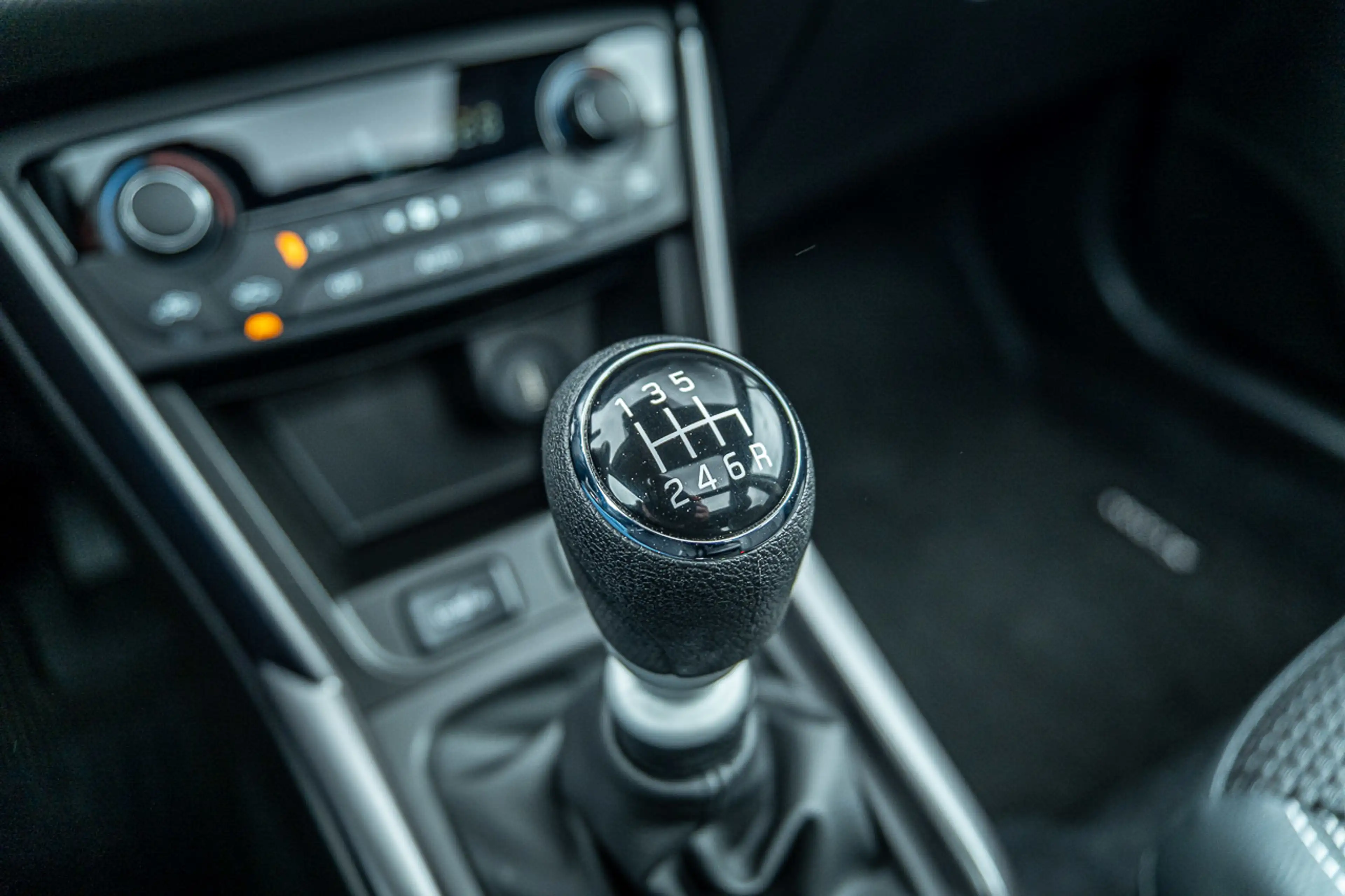 Suzuki SX4 S-Cross 1.4 Comfort + Allgrip Hybrid — photo 15