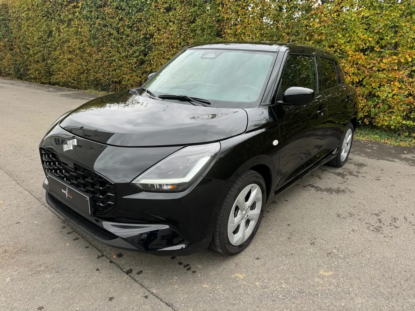 Suzuki Swift Swift 1.2i Hybrid / CARPLAY / / CAM / Noir - 1