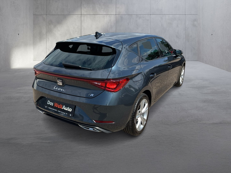 SEAT Leon FR 2.0 TDI DSG — photo 6