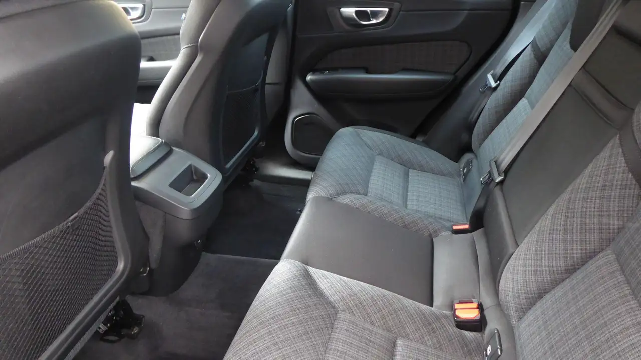 Volvo XC60 B4 automatico Core, миниатюра 20