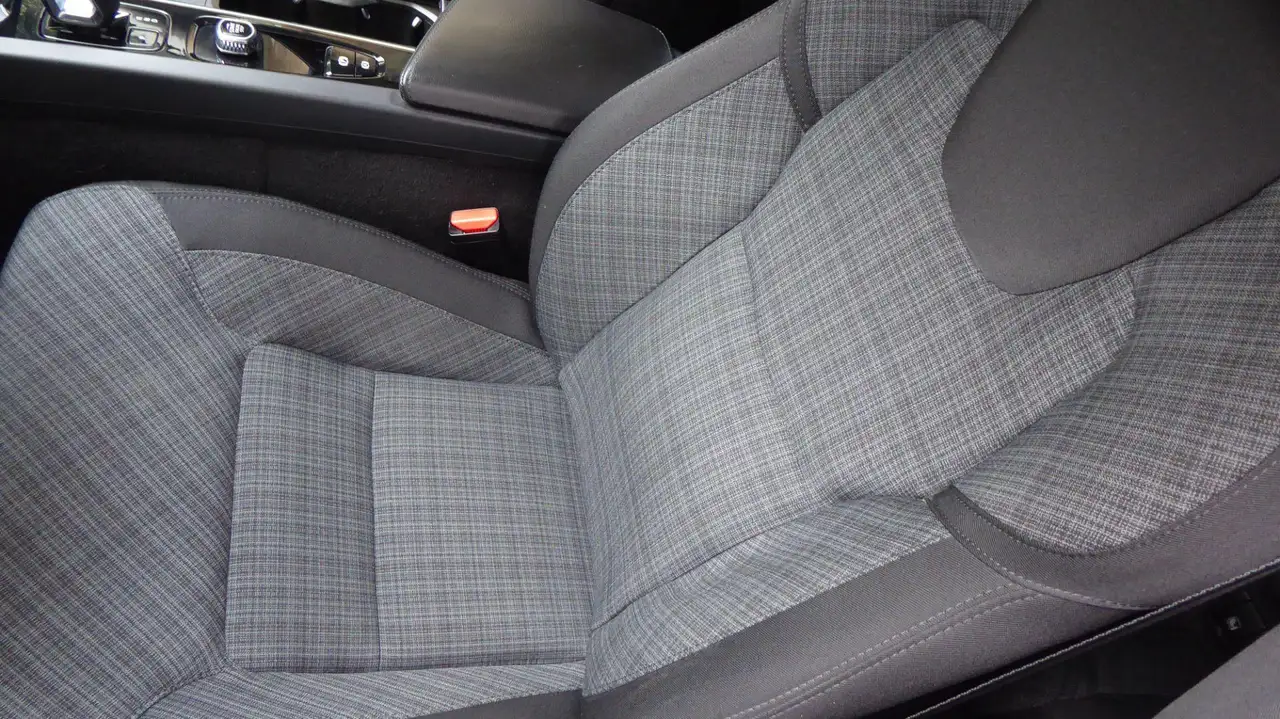 Volvo XC60 B4 automatico Core, миниатюра 19