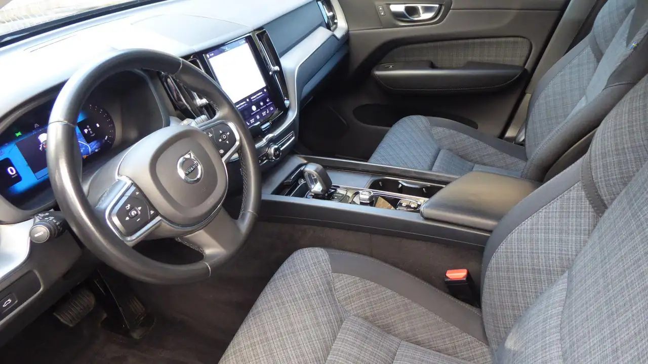 Volvo XC60 B4 automatico Core, миниатюра 7