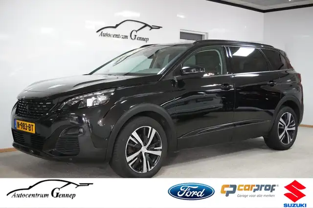 Peugeot 5008 1.2 PureTech GT-Line black | 7 persoons |