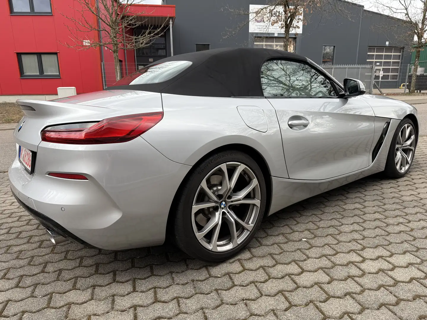 BMW Z4 sDrive20i Aut. Sport Line - 2