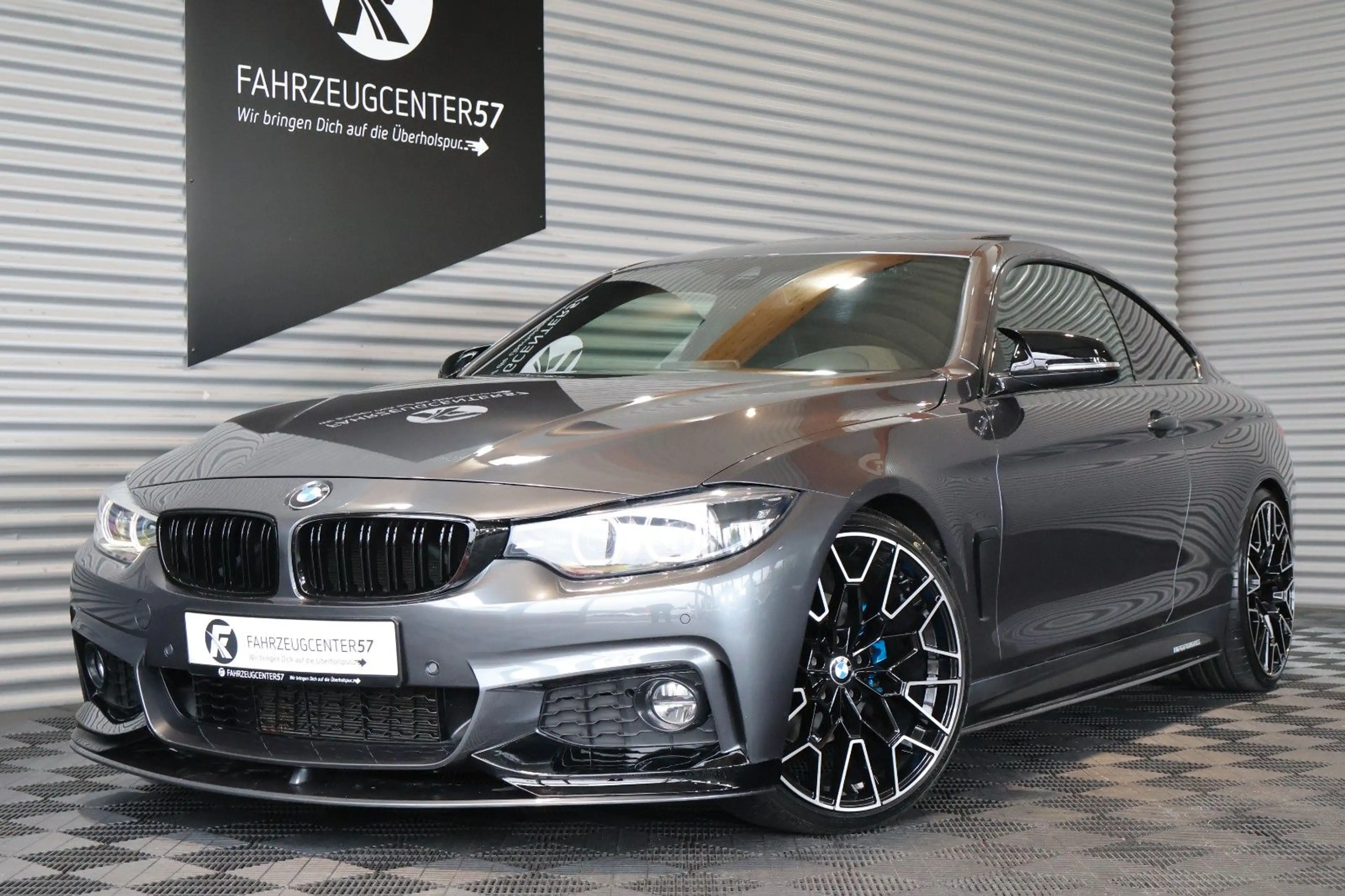 BMW 430 i xDrive Coupé M-PAKET/H&K/CARPLAY/KAMERA/20"
