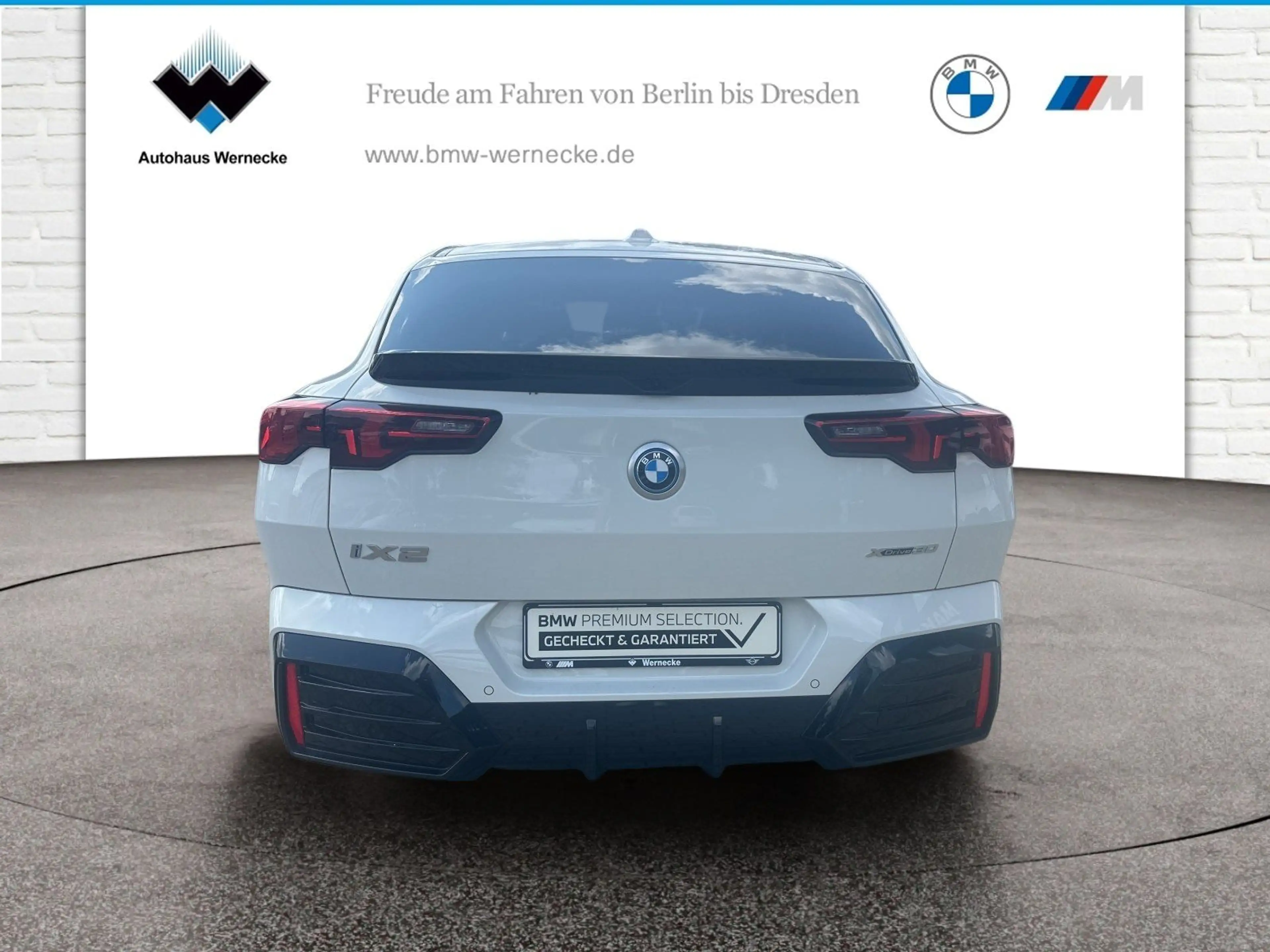BMW iX2 xDrive30 M Sportpaket Head-Up HK HiFi DAB — photo 6