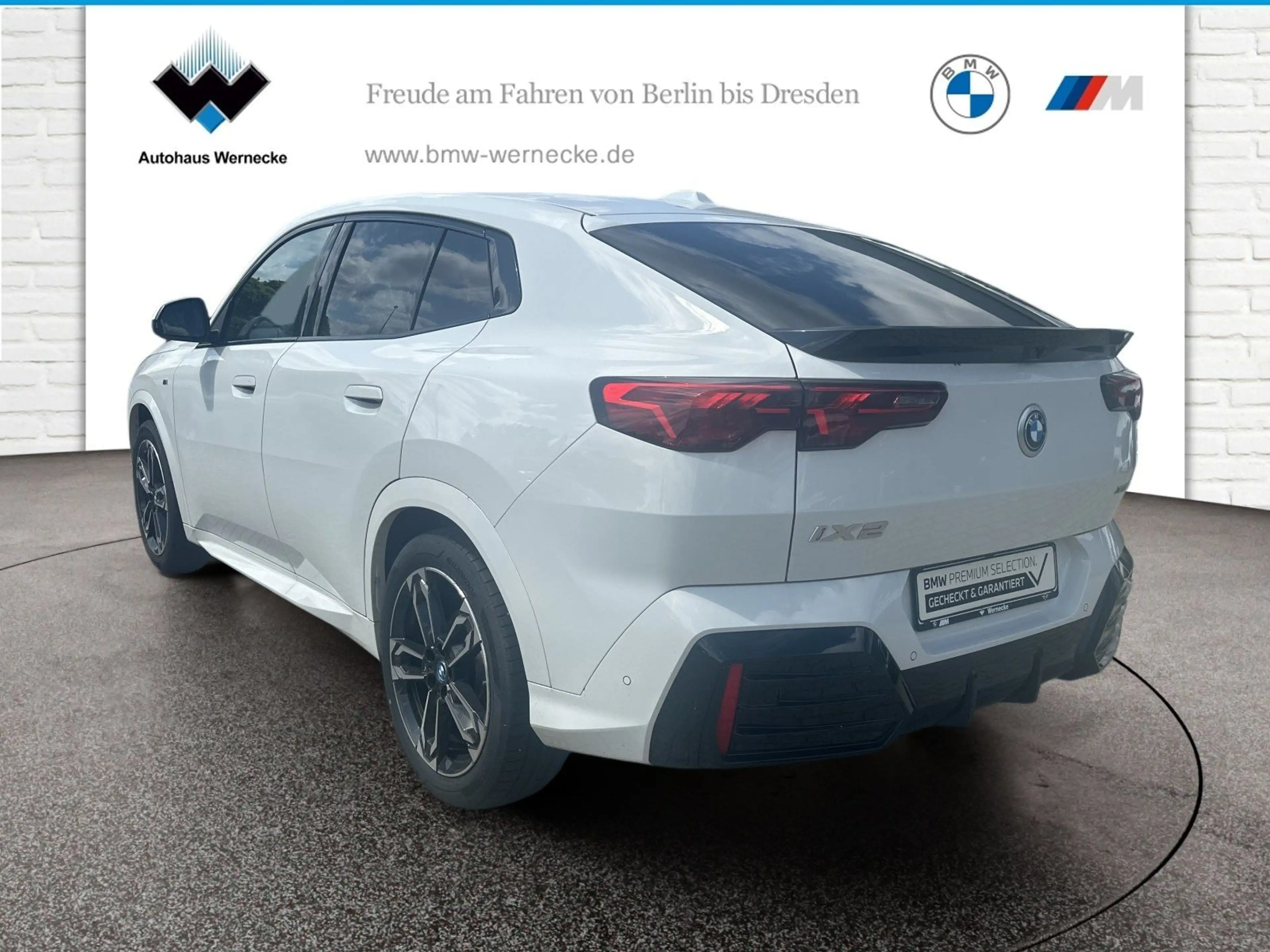BMW iX2 xDrive30 M Sportpaket Head-Up HK HiFi DAB — photo 7