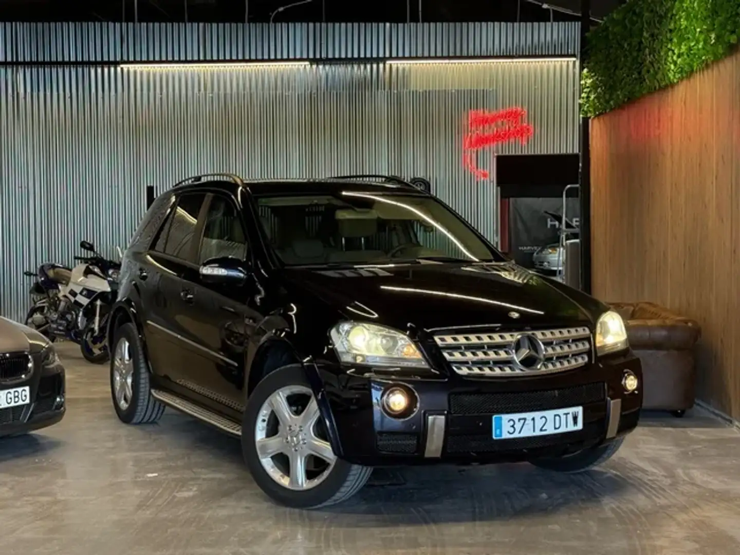 Mercedes-Benz ML 500 Aut. Bleu - 1
