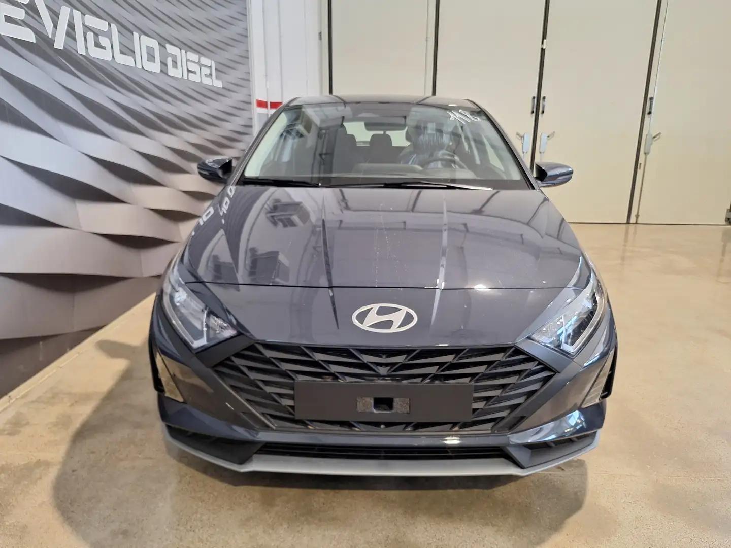 Hyundai i20 1.2 Connectline KM ZERO PRONTA CONSEGNA Gris - 2