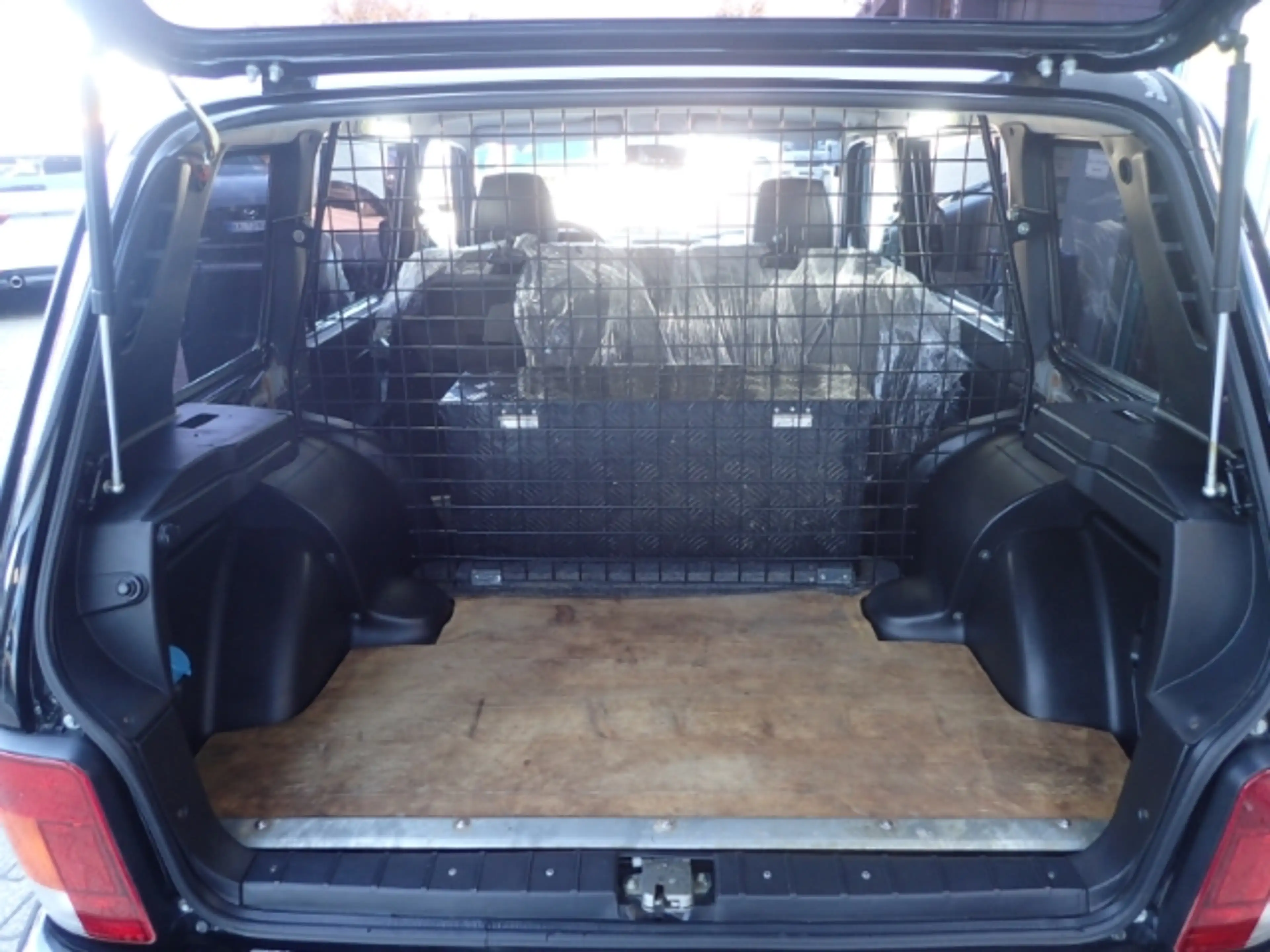 Lada Niva 1.7 Anhängerkupplung Klimaanlage Zentralverriegelu — photo 6