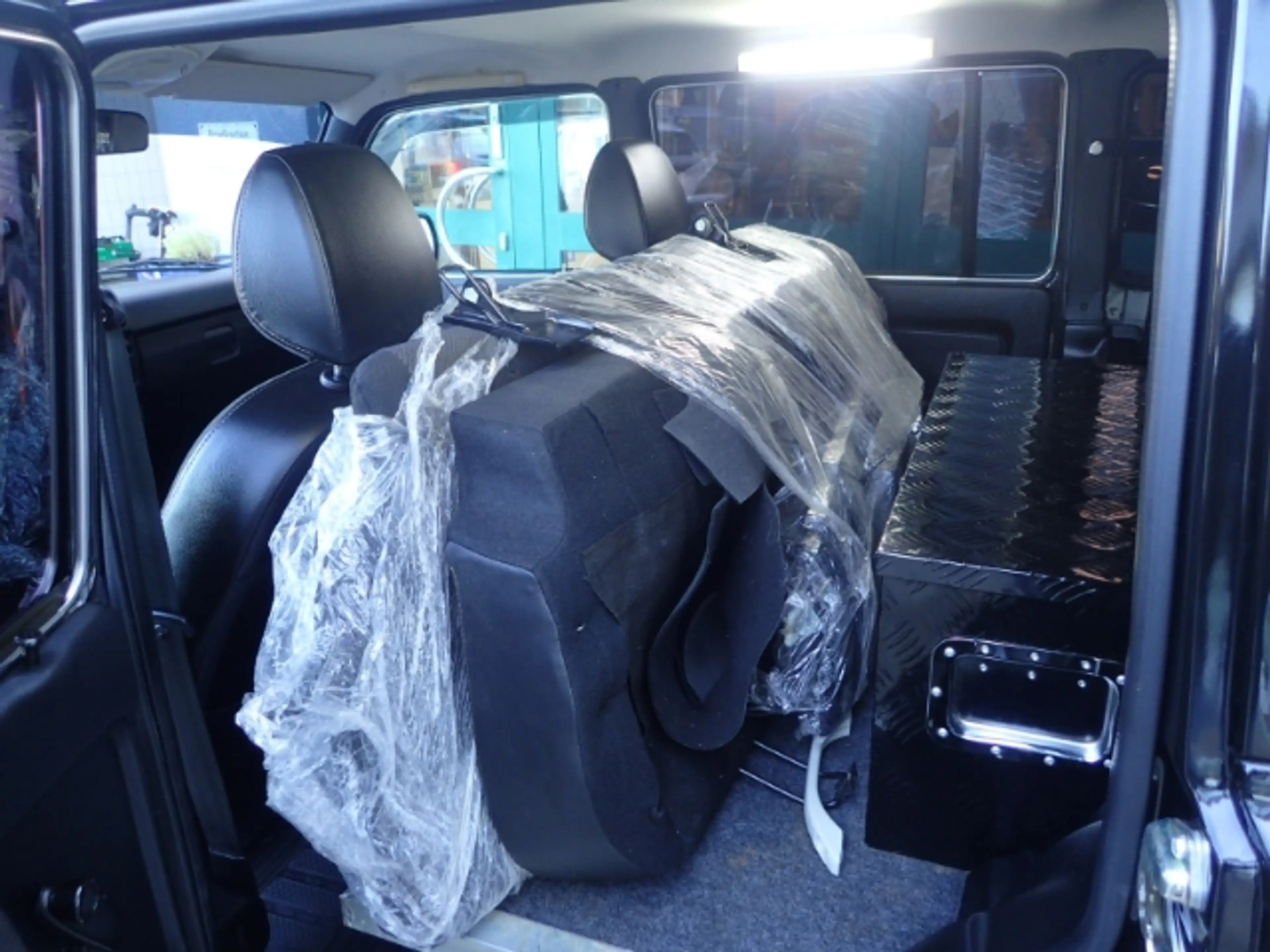 Lada Niva 1.7 Anhängerkupplung Klimaanlage Zentralverriegelu — photo 10