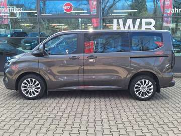 Tourneo 2xSchiTür Titanium 8Sitze Schalter Np62t