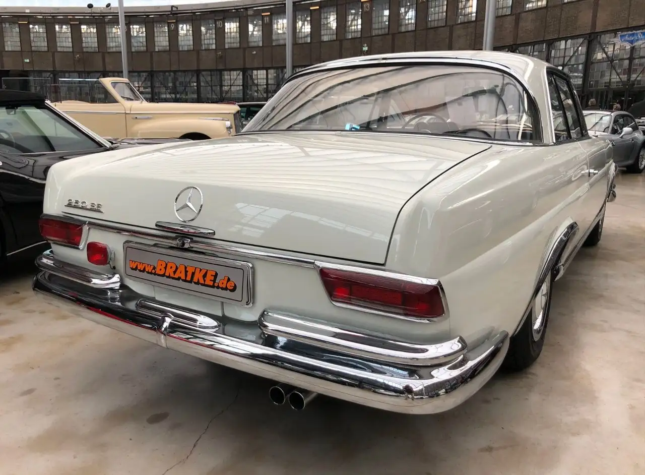 Mercedes-Benz 250 SE/C W111 deutsch, Schalter, perfekter Zustand, foto 9