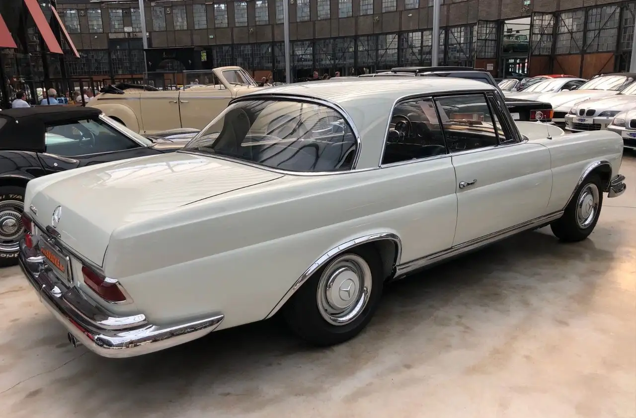 Mercedes-Benz 250 SE/C W111 deutsch, Schalter, perfekter Zustand, foto 2