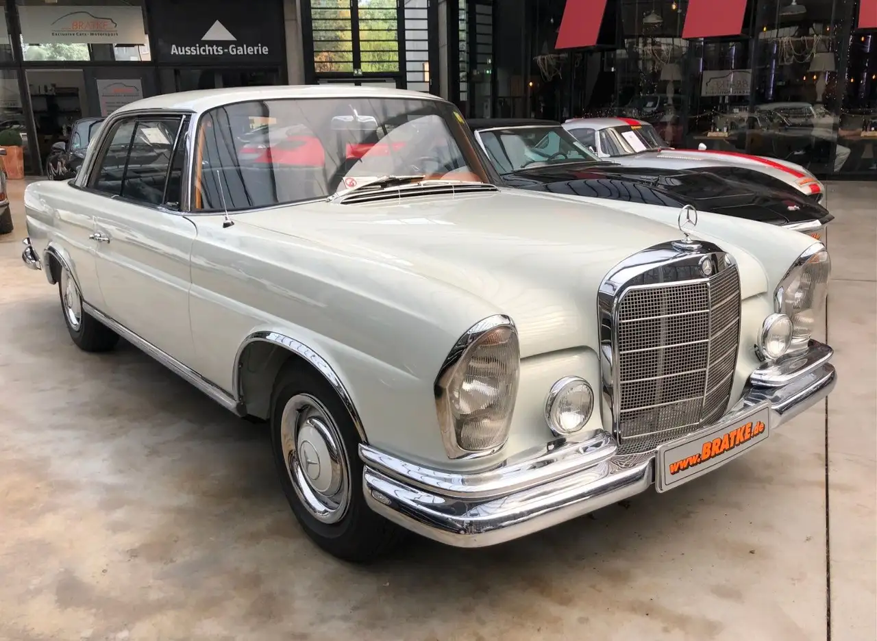 Mercedes-Benz 250 SE/C W111 deutsch, Schalter, perfekter Zustand, foto 1