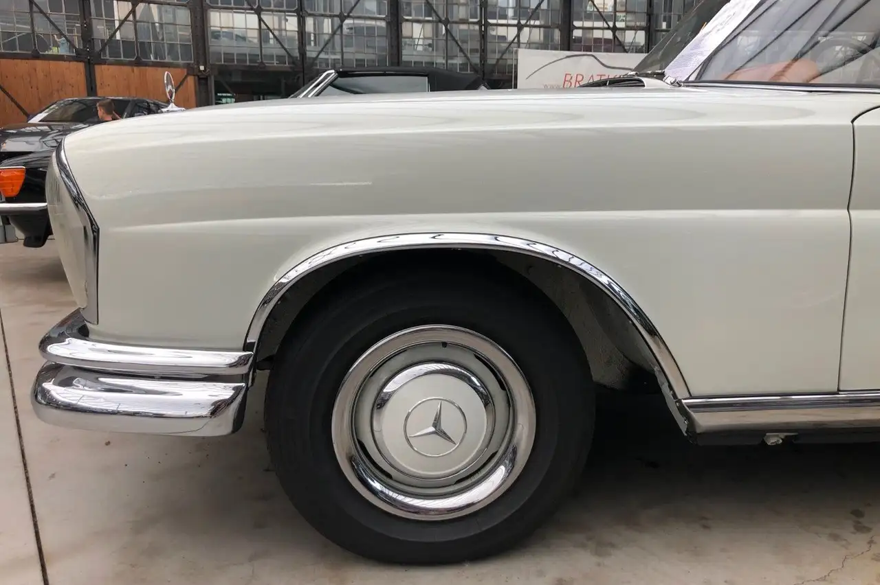 Mercedes-Benz 250 SE/C W111 deutsch, Schalter, perfekter Zustand, foto 7