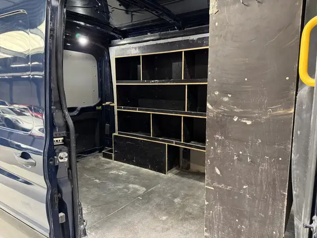 Ford Transit view 5