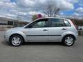 Ford Fiesta Futura Srebrny - thumbnail 3