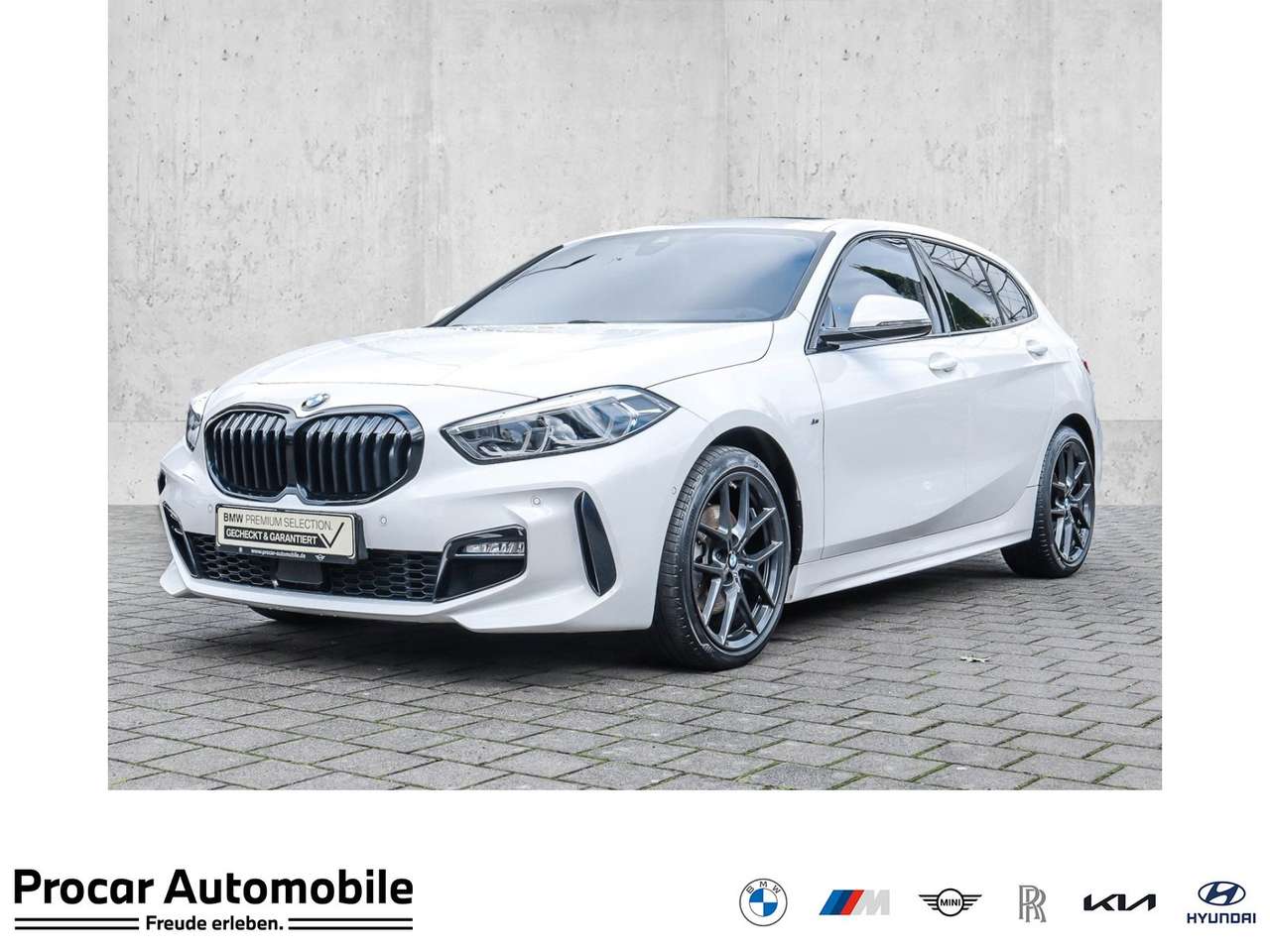 BMW 118 2023 — i M Sport PANO RFK NAVI LED Sound Syst. DAB