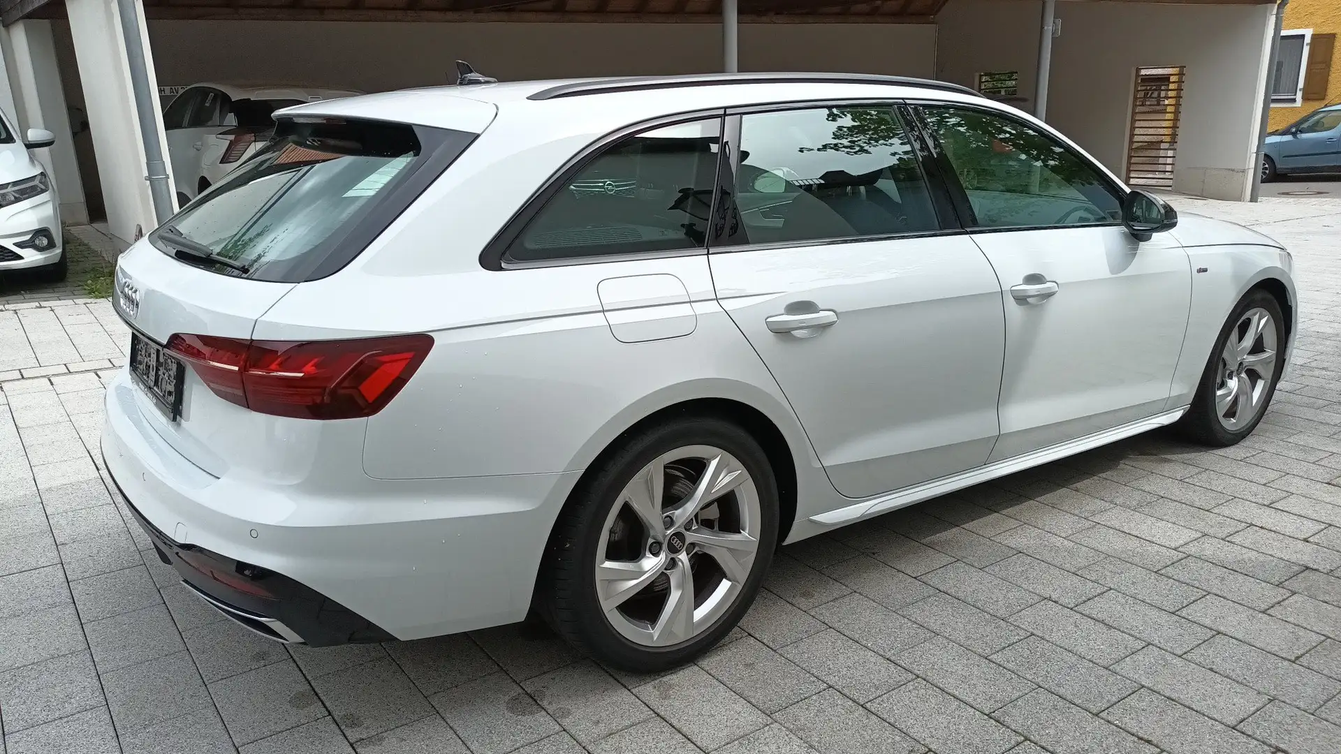 Audi A4 40 TFSI S line 235KmH OptikPa Kamera Apple ACC Amb Blanco - 2