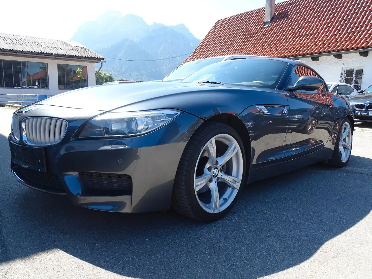 BMW Z4 Roadster sDrive 20i M-Paket Grijs - 1