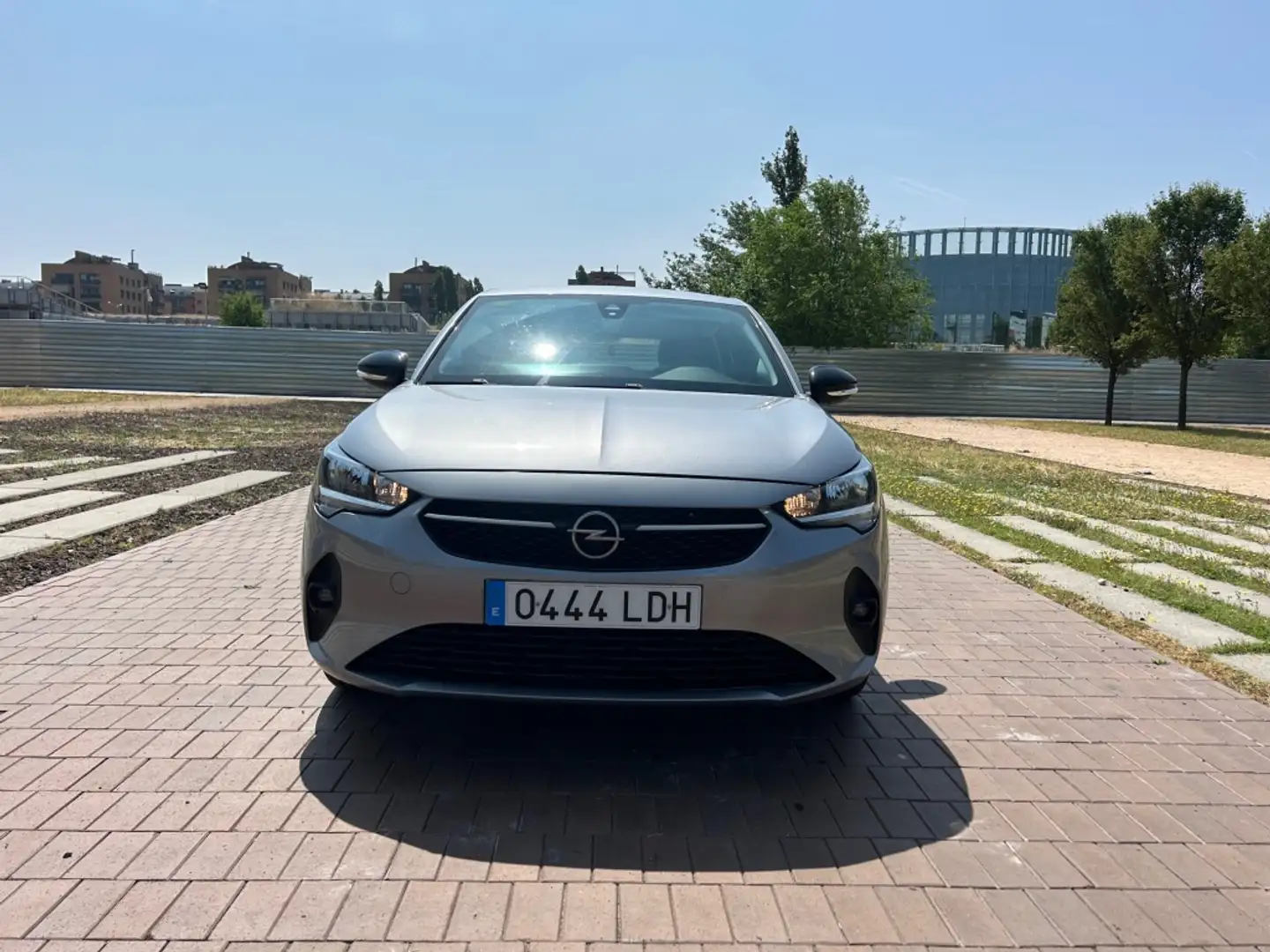 Opel Corsa 1.2 XEL S/S Edition 75 Gris - 2