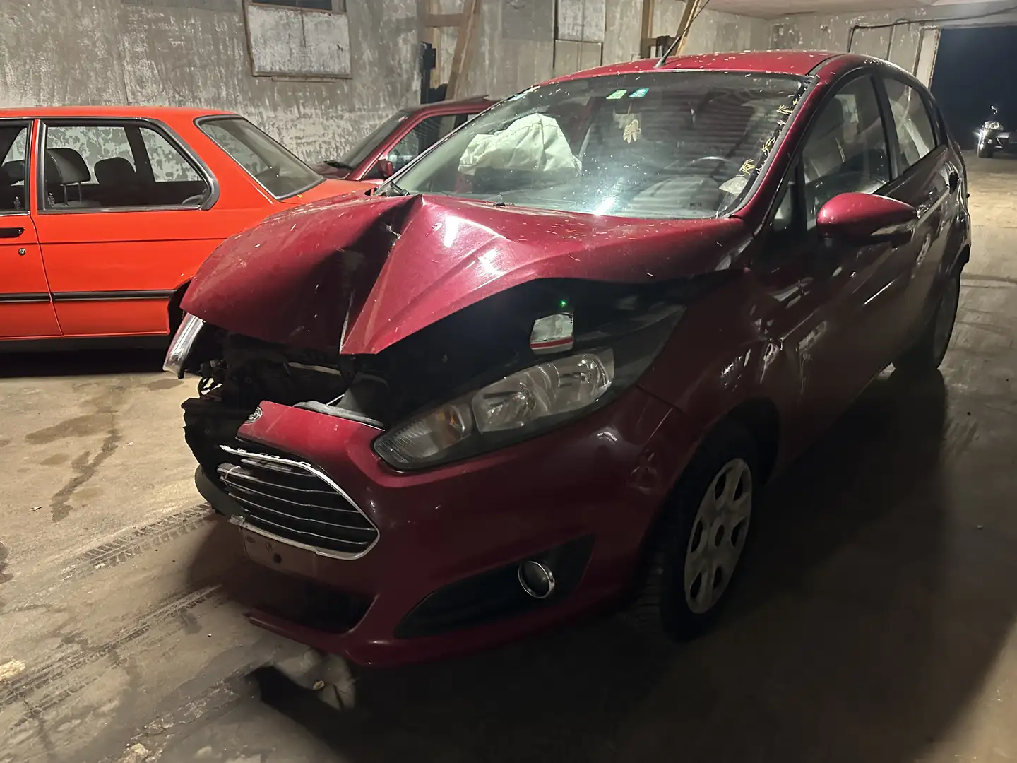 Ford Fiesta Trend 1,25 unfall/motor läuft - 1