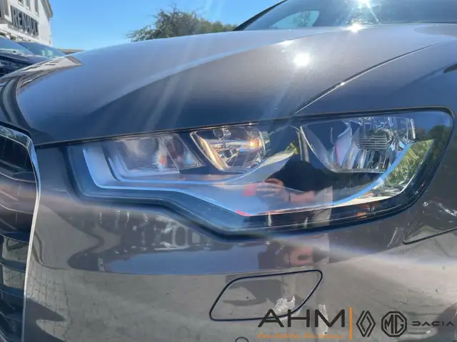 Audi A6 view 10