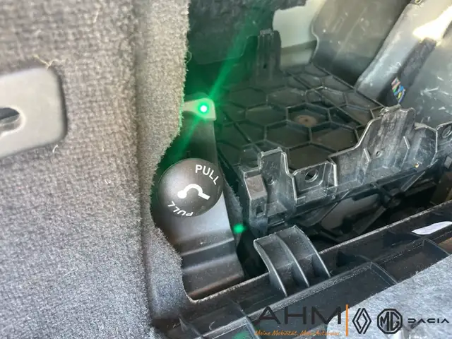 Audi A6 view 24