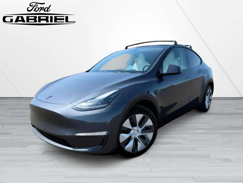 2023 Tesla Model Y Long Rang