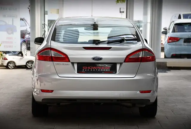 Ford Mondeo view 6