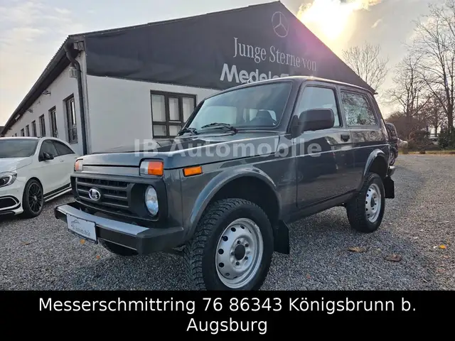 Lada Niva 1.7 Legend 4x4 AHK*USB*Freisprecheinrichtun