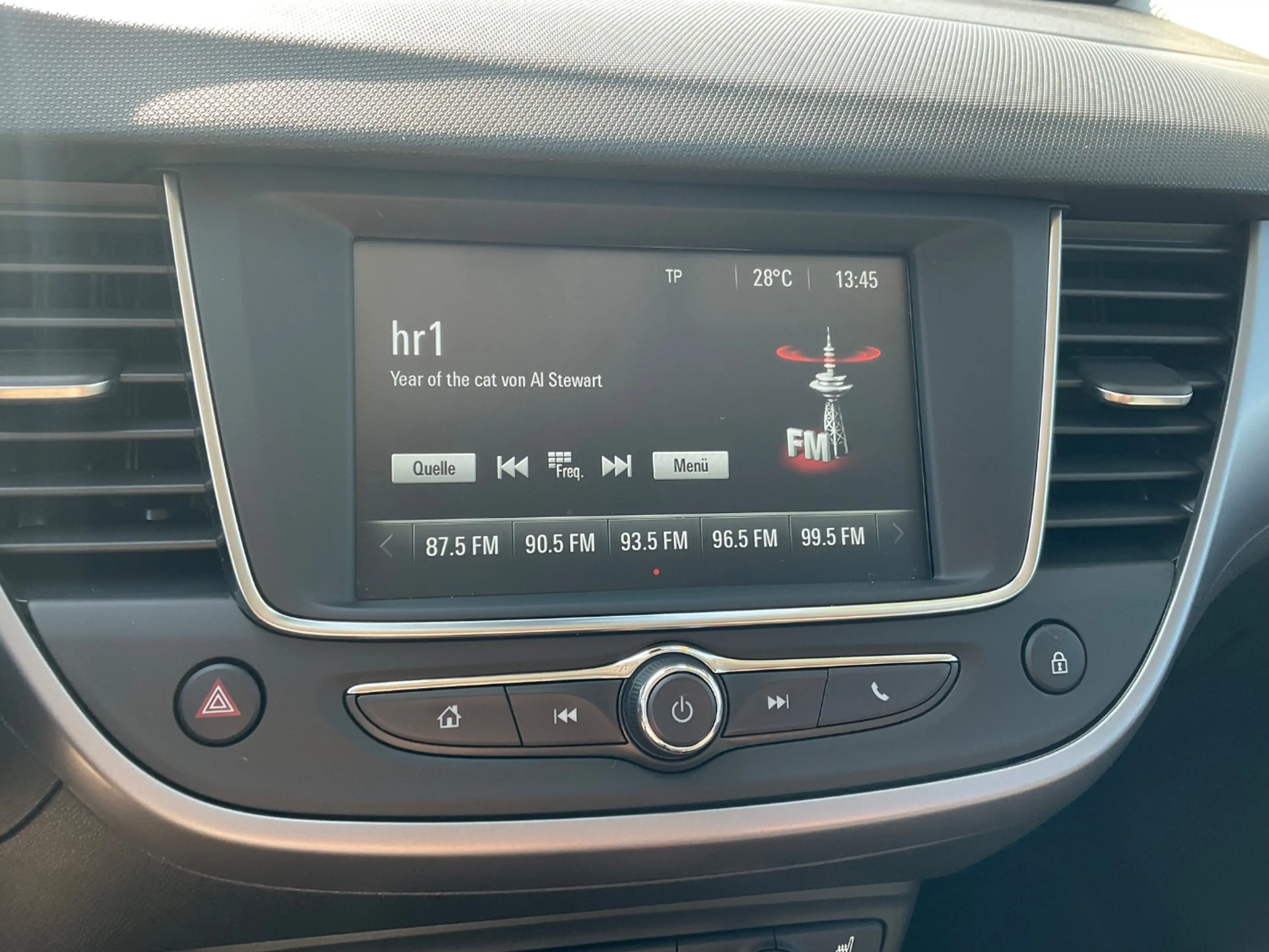 Opel Crossland 1.2 Enjoy Inspektionspaket BigDeal! — photo 15