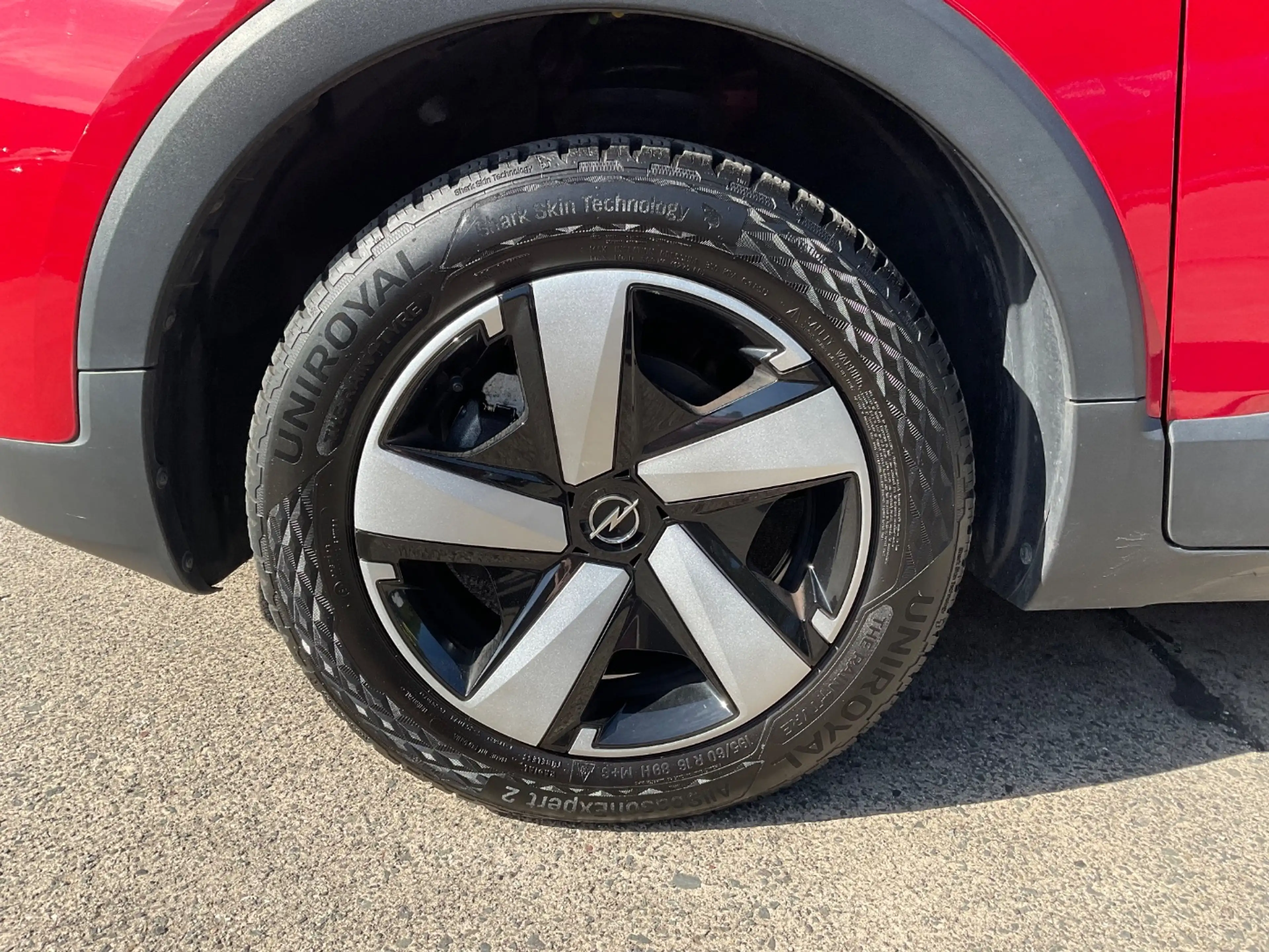Opel Crossland 1.2 Enjoy Inspektionspaket BigDeal! — photo 3