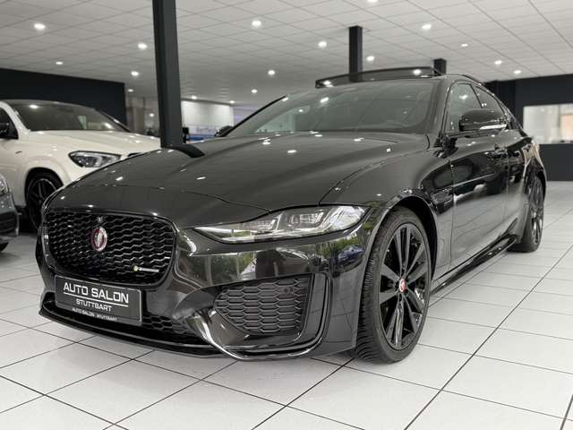 Imagine Jaguar XE R-Dynamic Black *PANO*LED*CAR-PLAY*ACC*360°*