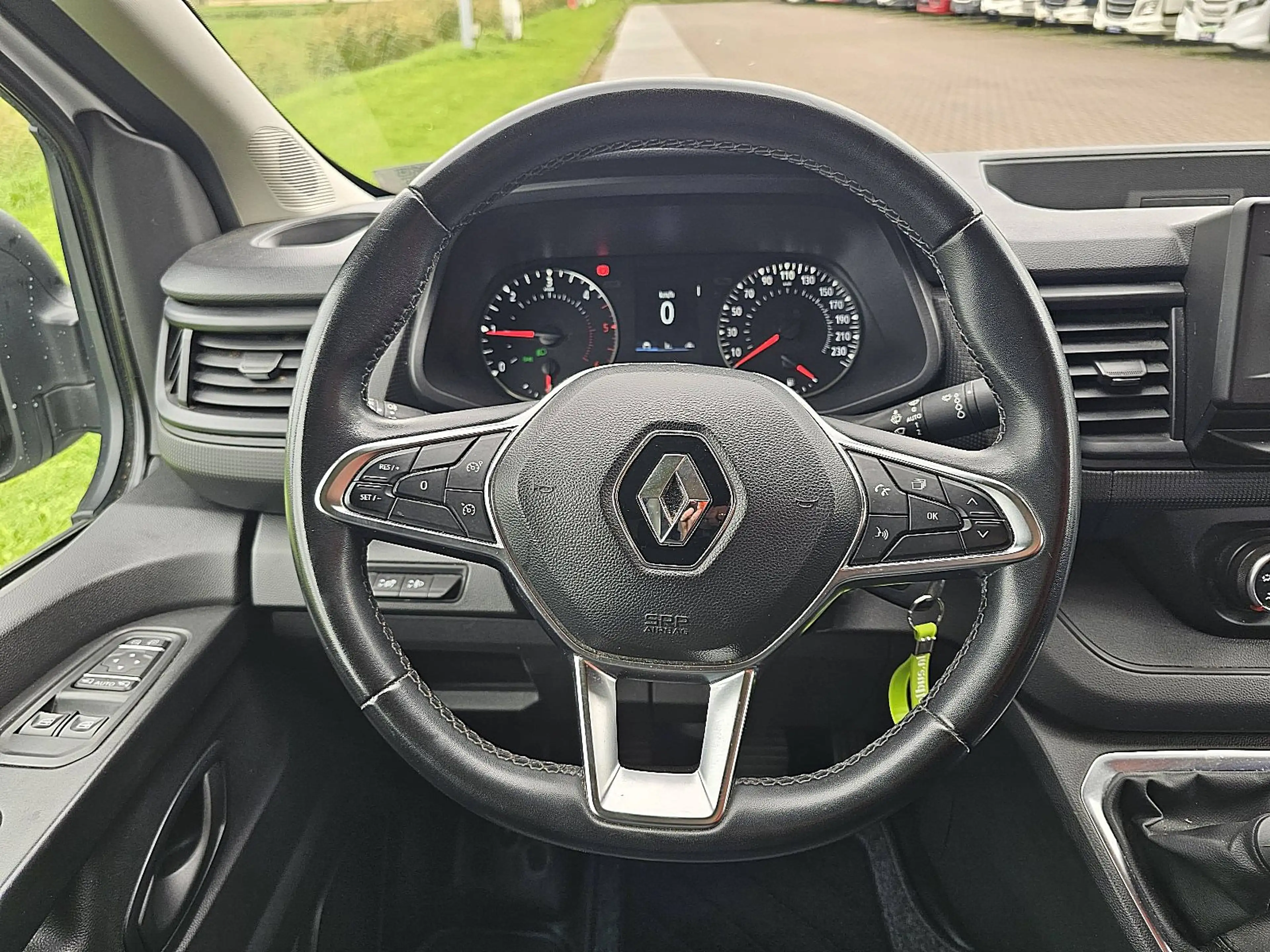 Renault Trafic 2.0 DCI L2H1 Airco Trekhaak — photo 10
