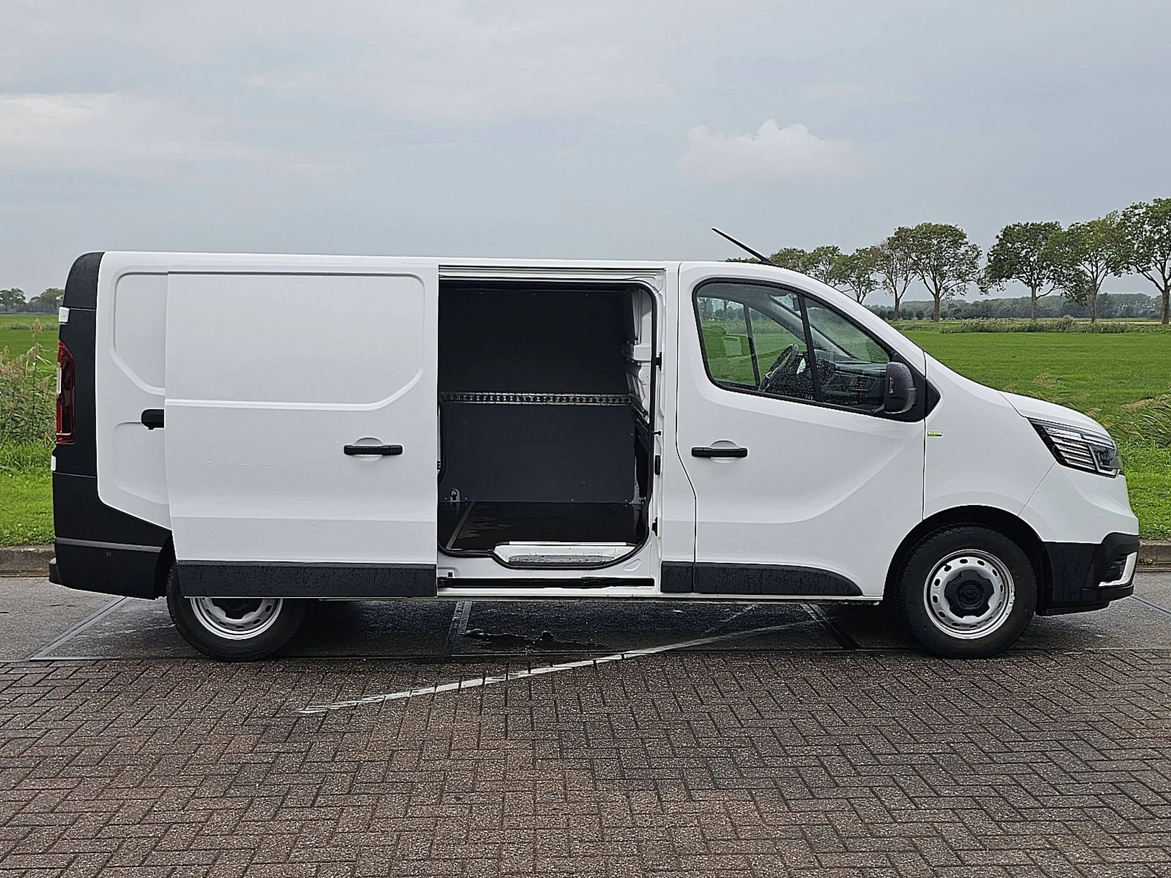Renault Trafic 2.0 DCI L2H1 Airco Trekhaak — photo 13